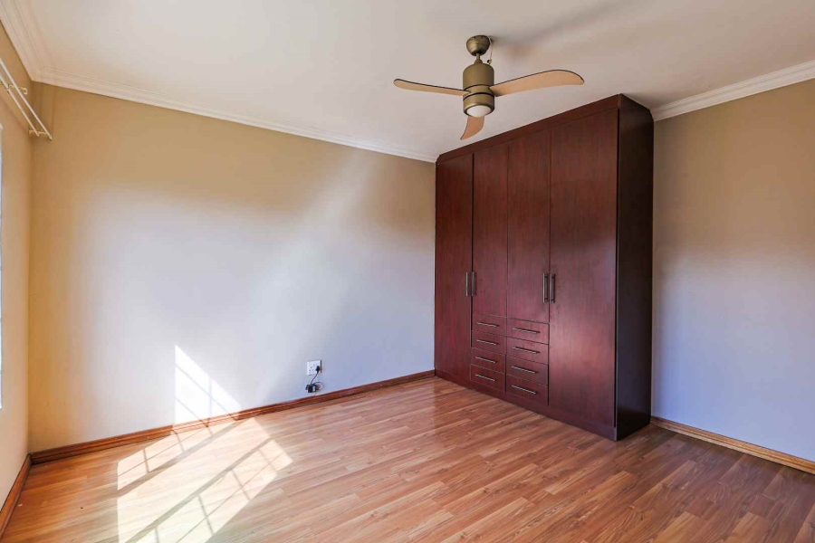 6 Bedroom Property for Sale in Olympus AH Gauteng