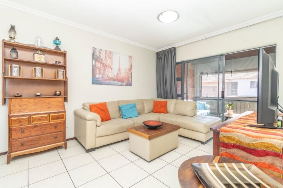 3 Bedroom Property for Sale in Sonneglans Gauteng