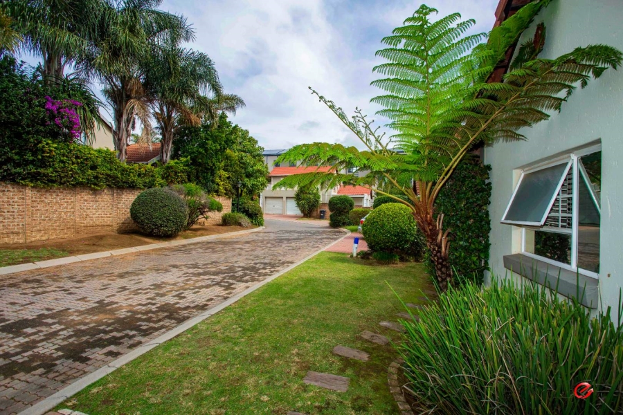3 Bedroom Property for Sale in Fourways Gauteng