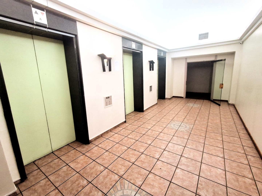 1 Bedroom Property for Sale in Marshalltown Gauteng