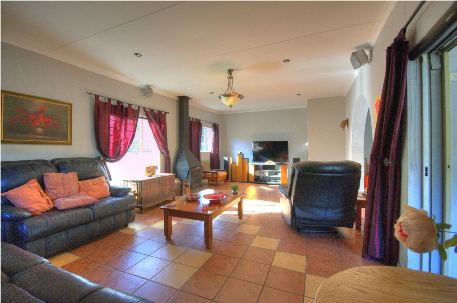 4 Bedroom Property for Sale in Brackenhurst Gauteng