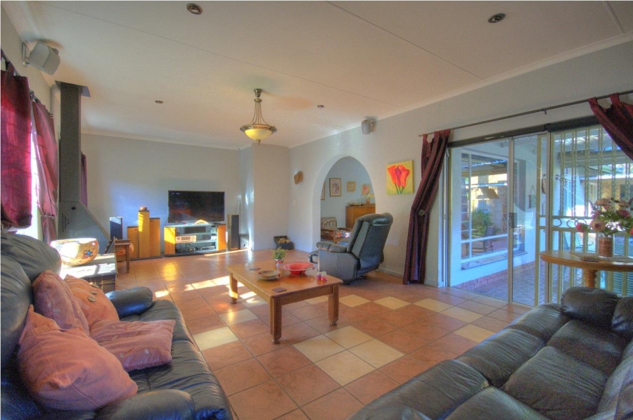 4 Bedroom Property for Sale in Brackenhurst Gauteng