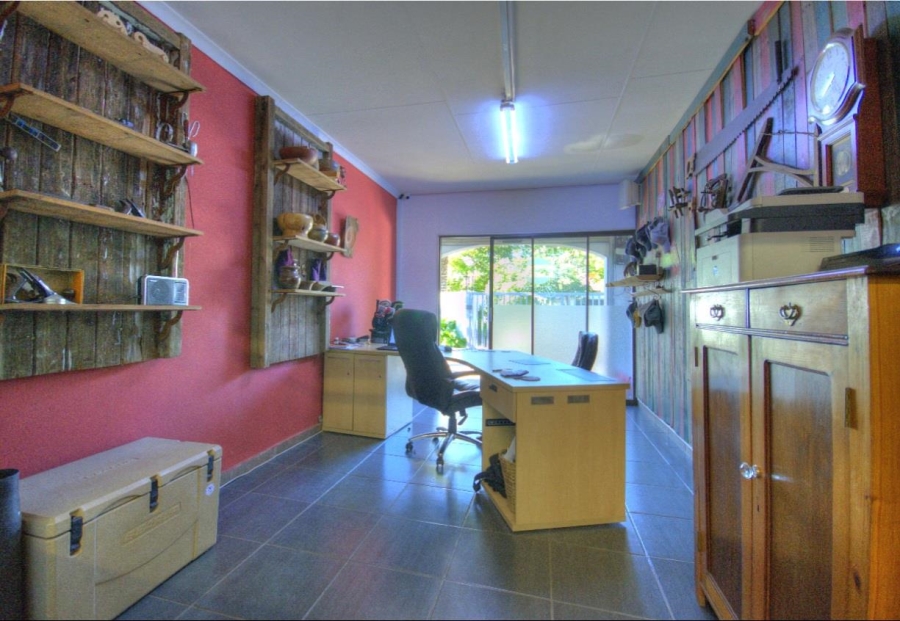 4 Bedroom Property for Sale in Brackenhurst Gauteng