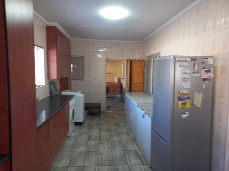 4 Bedroom Property for Sale in Klippoortjie A H Gauteng