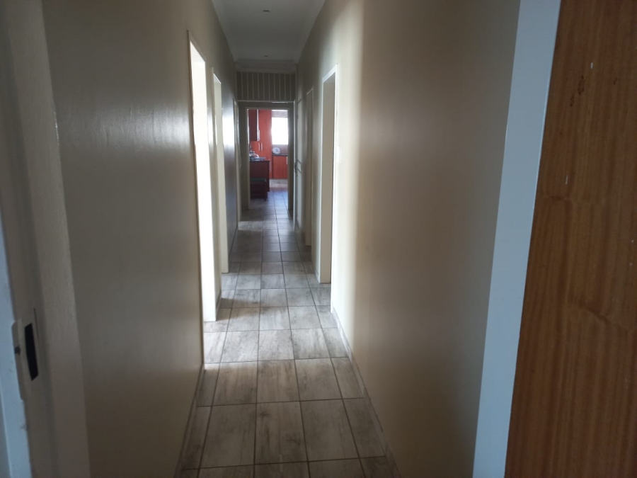 4 Bedroom Property for Sale in Klippoortjie A H Gauteng
