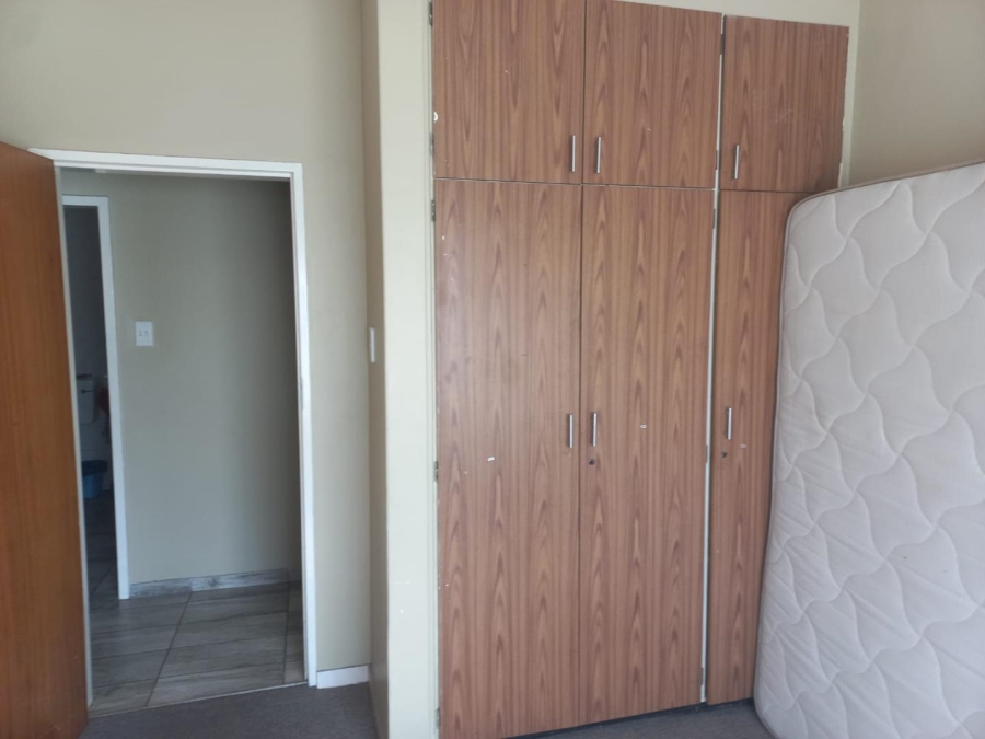 4 Bedroom Property for Sale in Klippoortjie A H Gauteng
