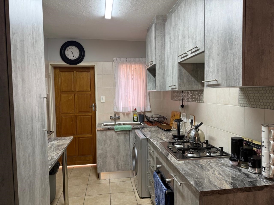 2 Bedroom Property for Sale in Montana Gauteng
