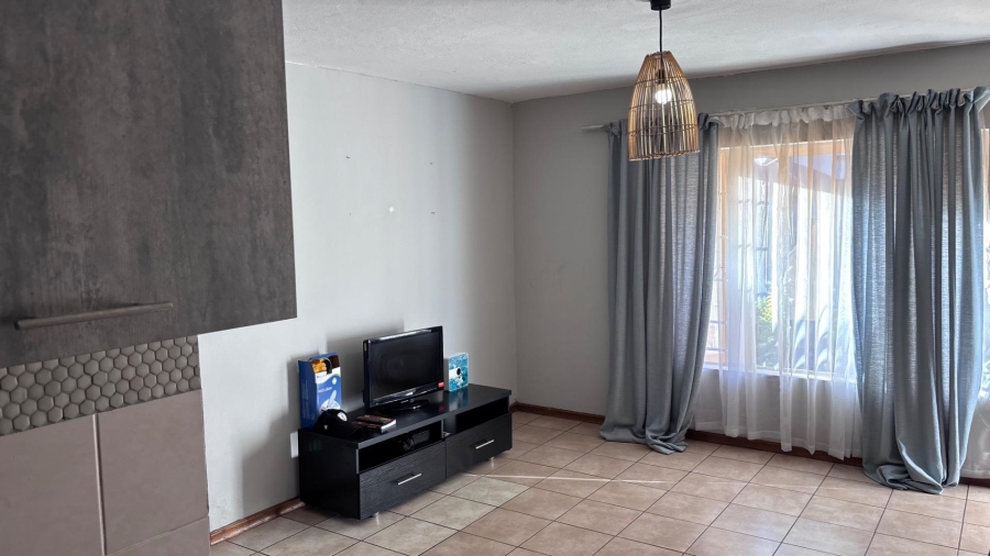 2 Bedroom Property for Sale in Montana Gauteng