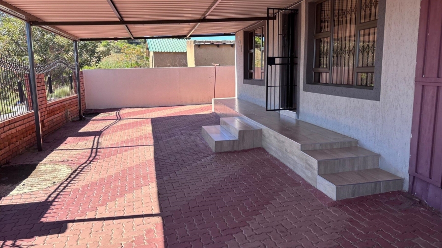 1 Bedroom Property for Sale in Soshanguve F Gauteng