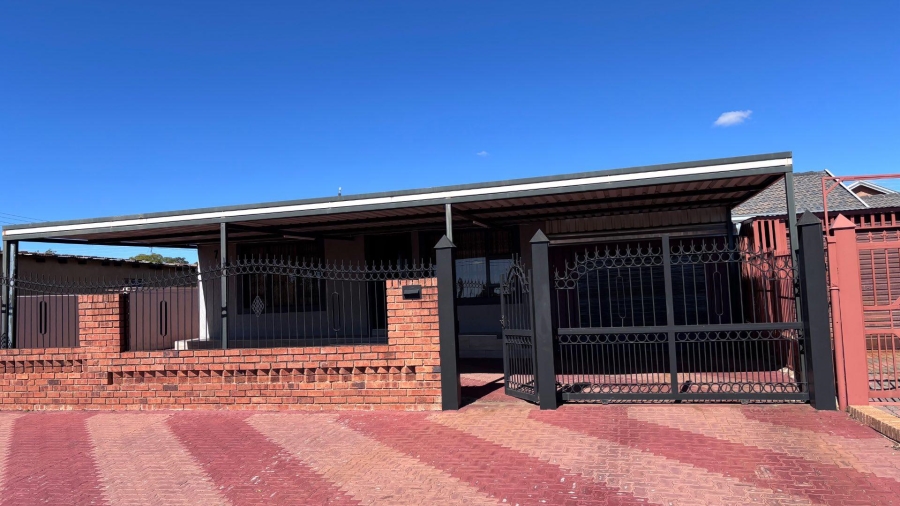 1 Bedroom Property for Sale in Soshanguve F Gauteng
