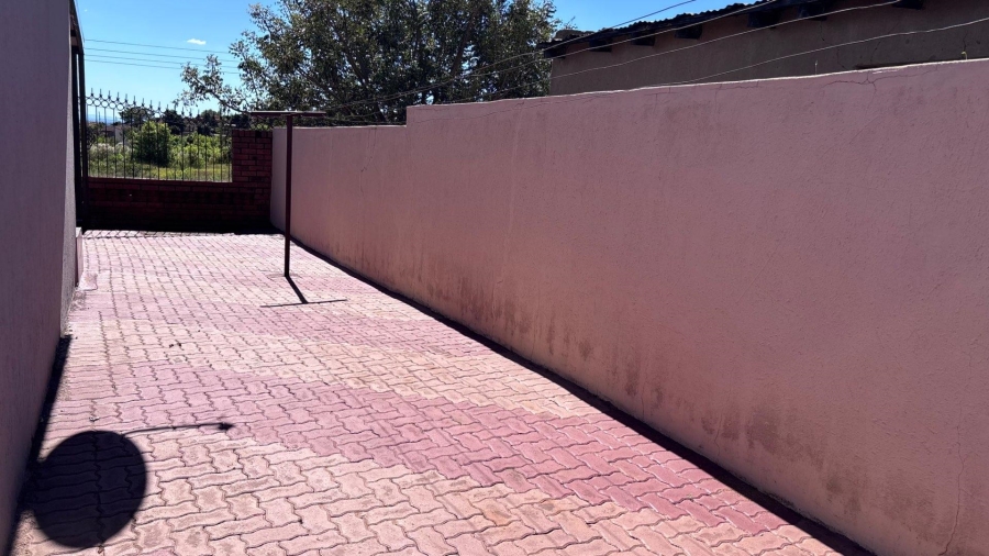 1 Bedroom Property for Sale in Soshanguve F Gauteng