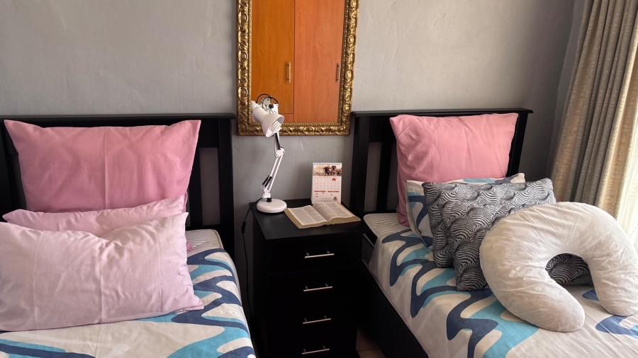 1 Bedroom Property for Sale in Soshanguve F Gauteng