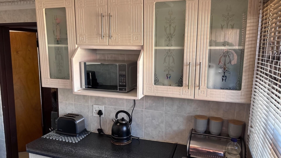 1 Bedroom Property for Sale in Soshanguve F Gauteng