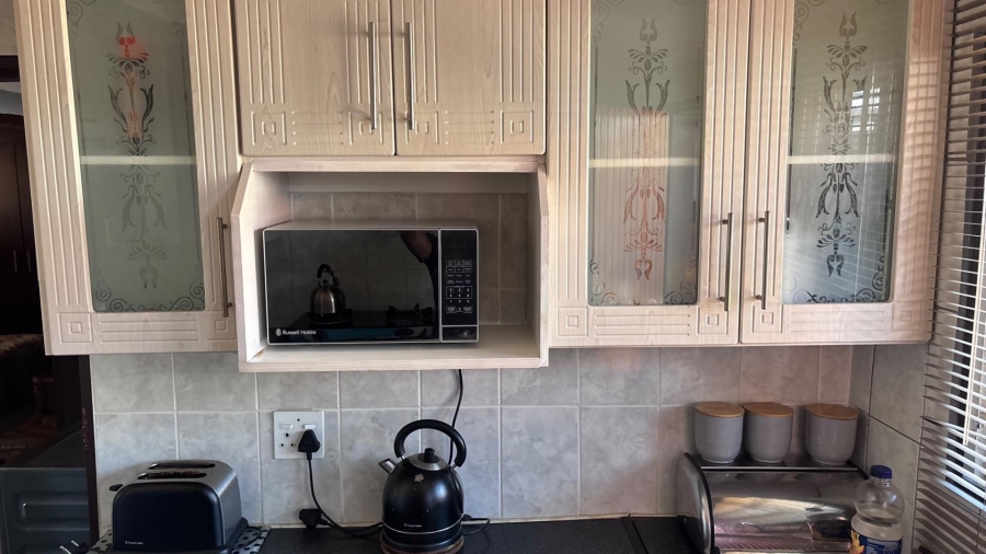 1 Bedroom Property for Sale in Soshanguve F Gauteng