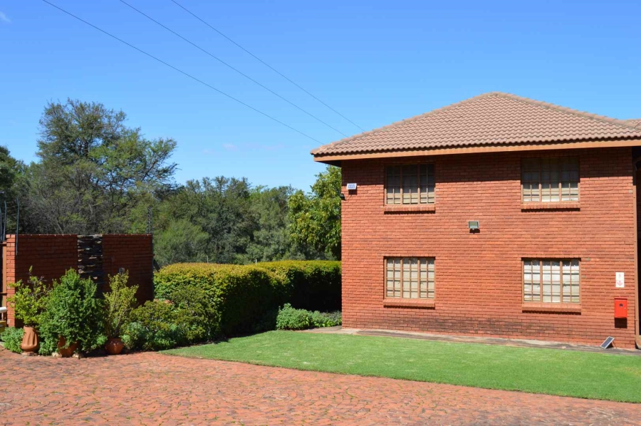 Commercial Property for Sale in Andeon Gauteng