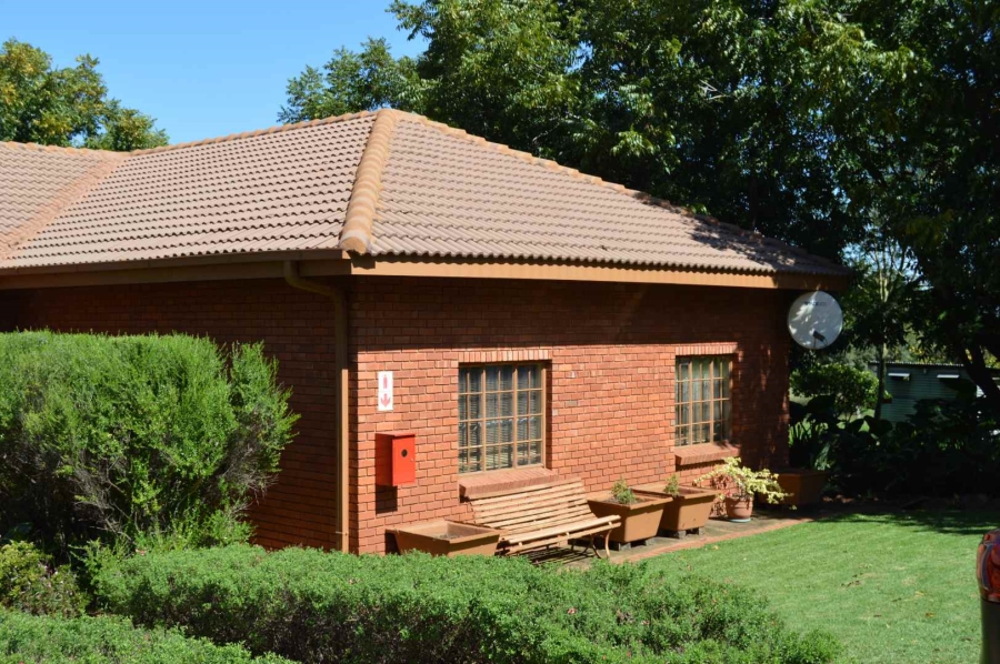 Commercial Property for Sale in Andeon Gauteng