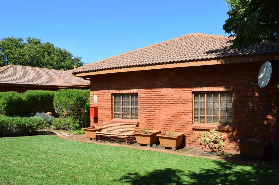 Commercial Property for Sale in Andeon Gauteng