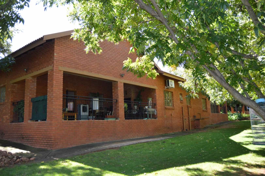 Commercial Property for Sale in Andeon Gauteng