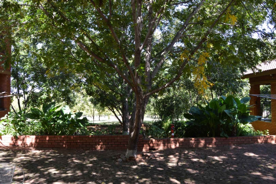 Commercial Property for Sale in Andeon Gauteng