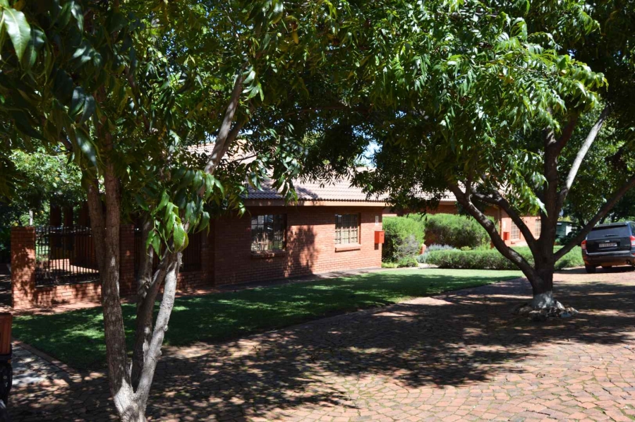 Commercial Property for Sale in Andeon Gauteng