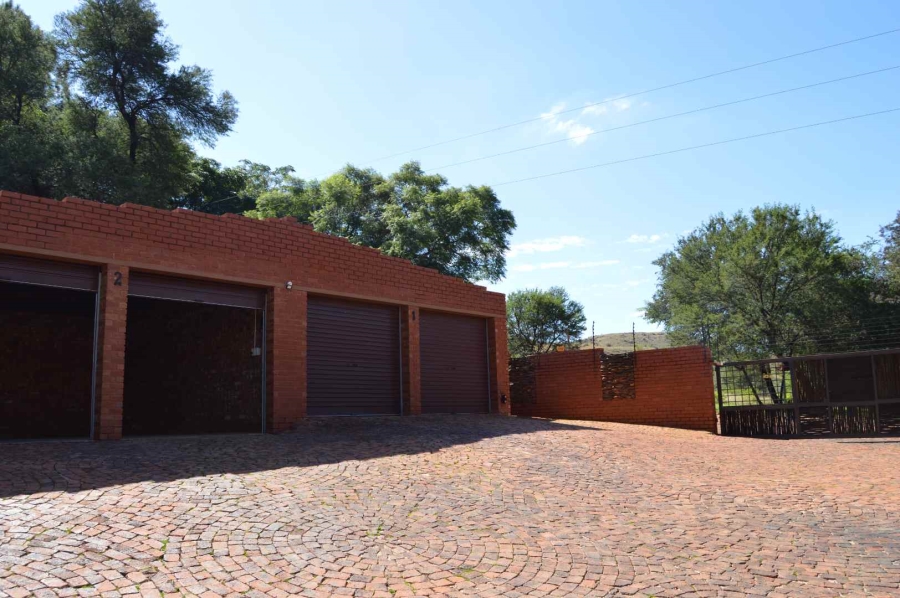 Commercial Property for Sale in Andeon Gauteng
