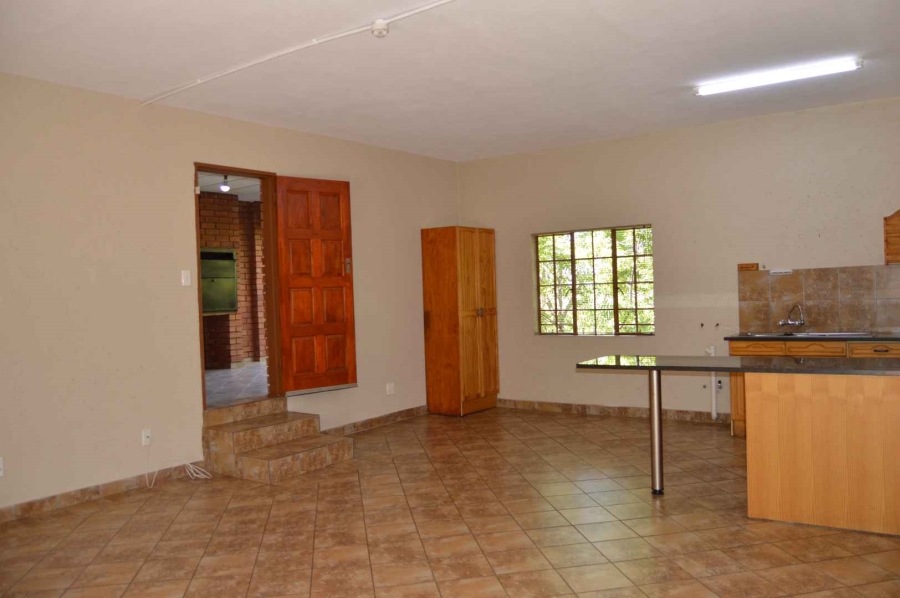 Commercial Property for Sale in Andeon Gauteng
