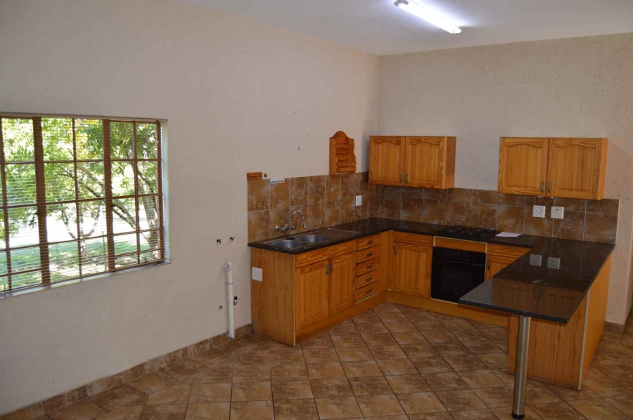 Commercial Property for Sale in Andeon Gauteng