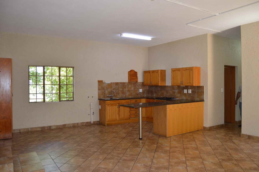 Commercial Property for Sale in Andeon Gauteng