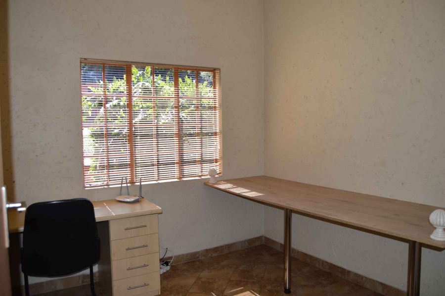 Commercial Property for Sale in Andeon Gauteng