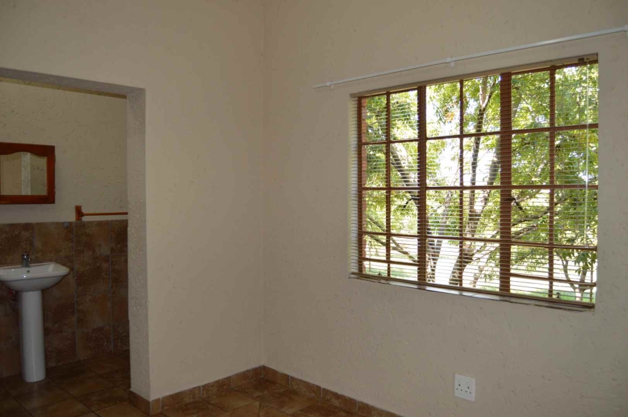 Commercial Property for Sale in Andeon Gauteng