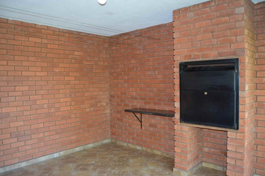 Commercial Property for Sale in Andeon Gauteng