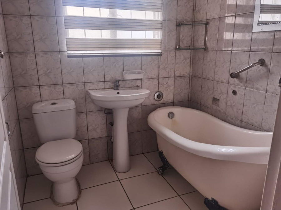 3 Bedroom Property for Sale in Birch Acres Gauteng