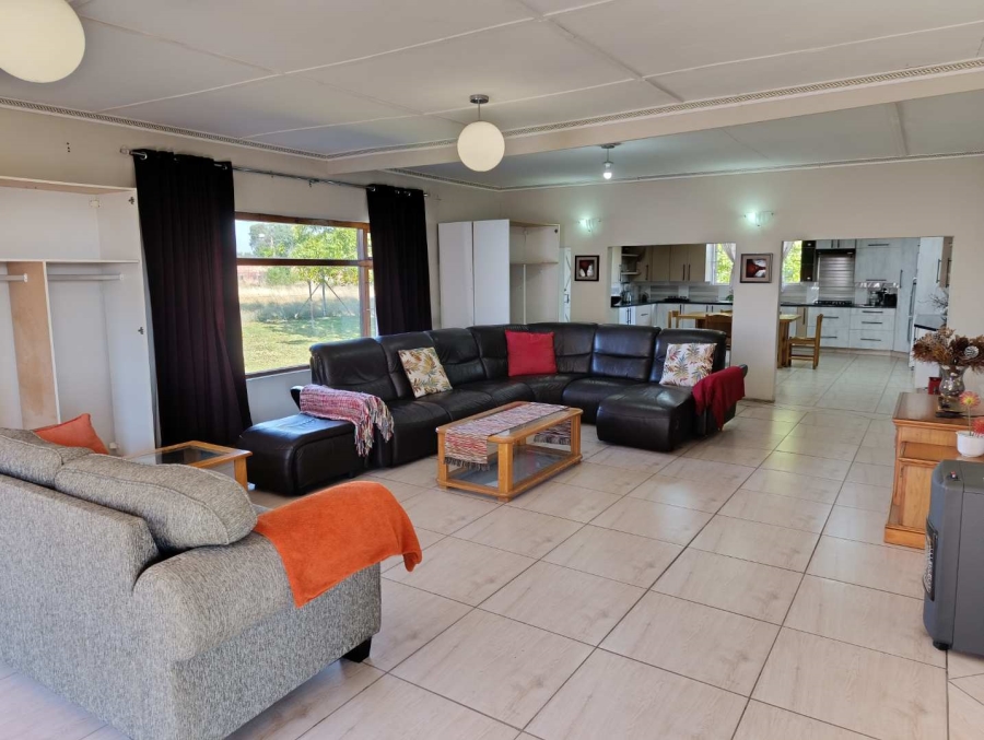 5 Bedroom Property for Sale in Hallgate Gauteng
