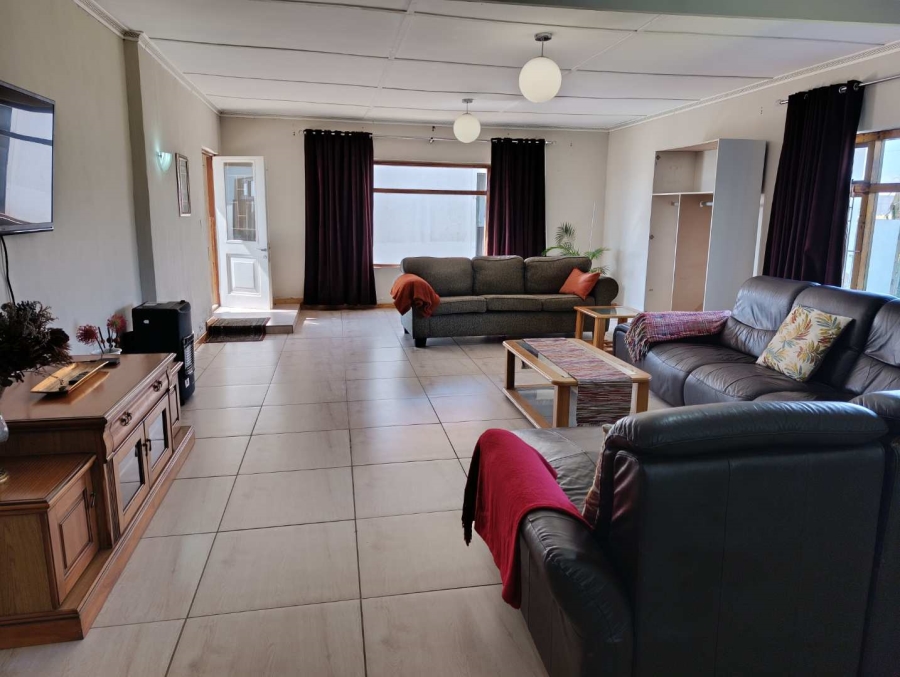 5 Bedroom Property for Sale in Hallgate Gauteng
