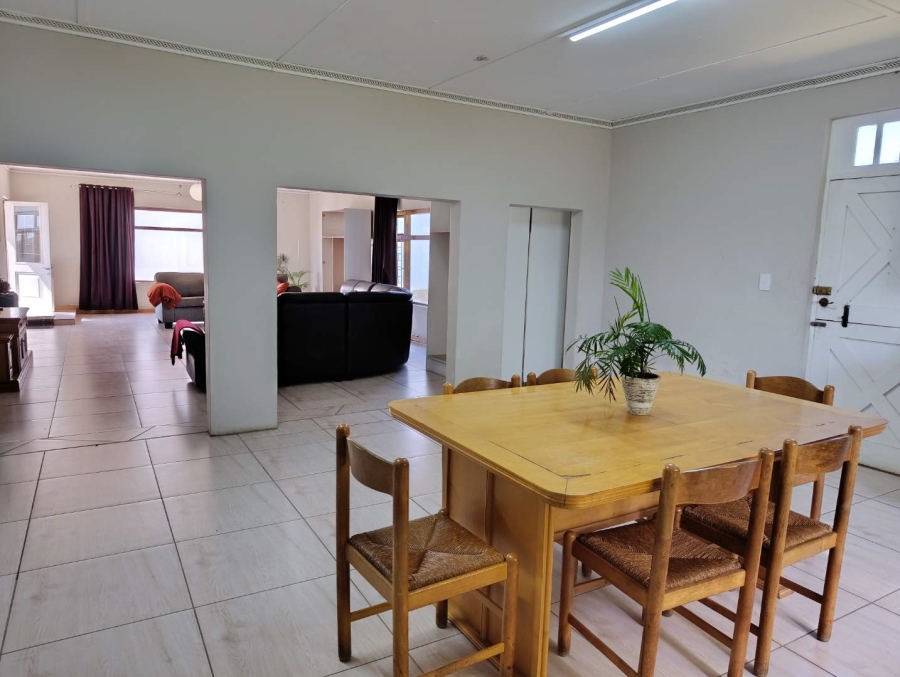 5 Bedroom Property for Sale in Hallgate Gauteng