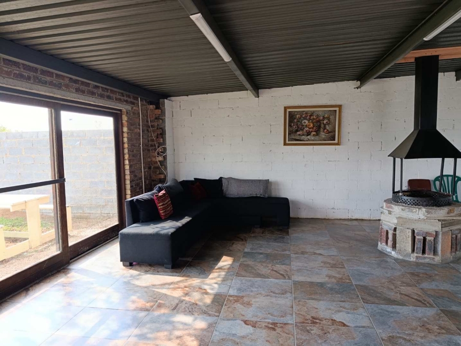 5 Bedroom Property for Sale in Hallgate Gauteng