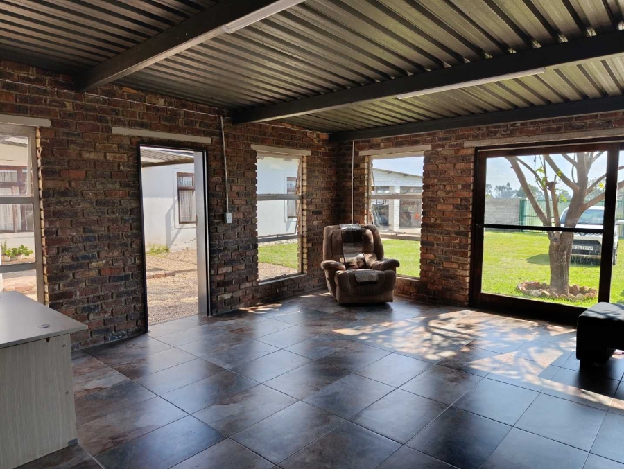 5 Bedroom Property for Sale in Hallgate Gauteng