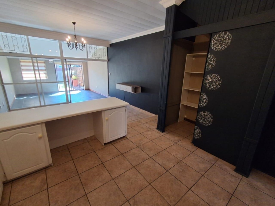 3 Bedroom Property for Sale in Clubview Gauteng
