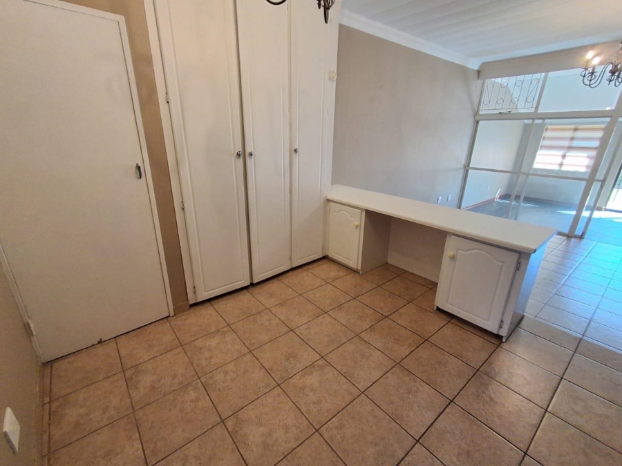 3 Bedroom Property for Sale in Clubview Gauteng