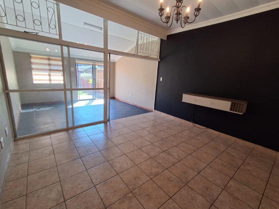 3 Bedroom Property for Sale in Clubview Gauteng