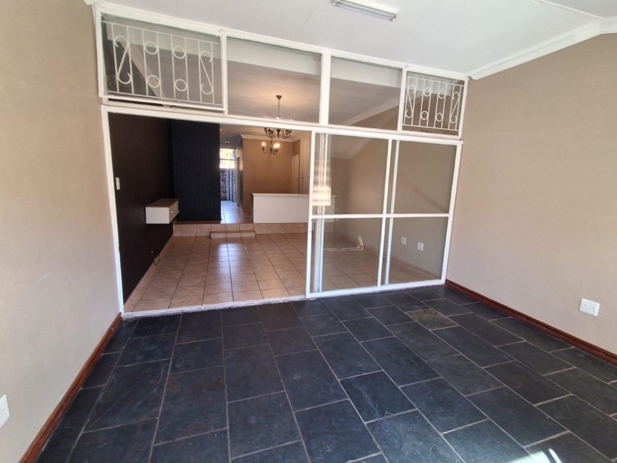 3 Bedroom Property for Sale in Clubview Gauteng
