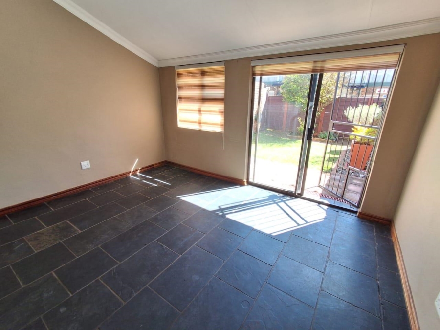3 Bedroom Property for Sale in Clubview Gauteng
