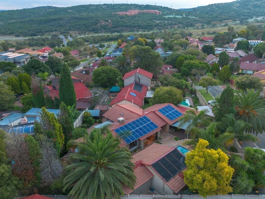 4 Bedroom Property for Sale in Glenvista Gauteng