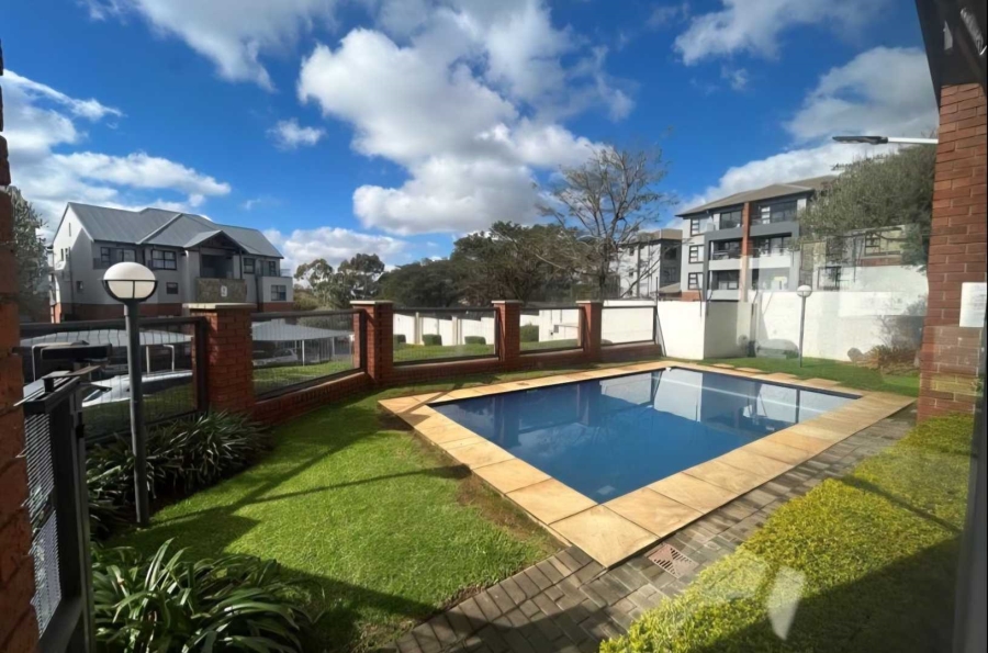 2 Bedroom Property for Sale in Oakdene Gauteng