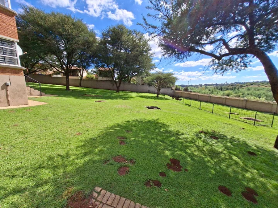 2 Bedroom Property for Sale in Willowbrook Gauteng