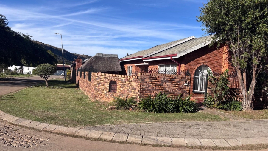 6 Bedroom Property for Sale in Mamelodi West Gauteng