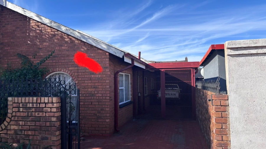 6 Bedroom Property for Sale in Mamelodi West Gauteng