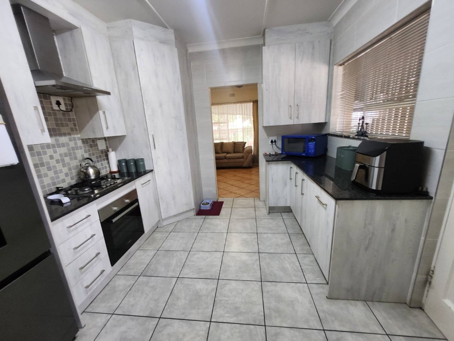 2 Bedroom Property for Sale in Randhart Gauteng