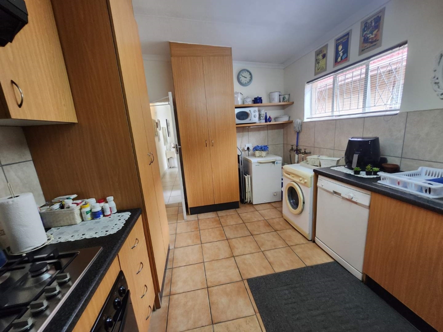 2 Bedroom Property for Sale in Randhart Gauteng