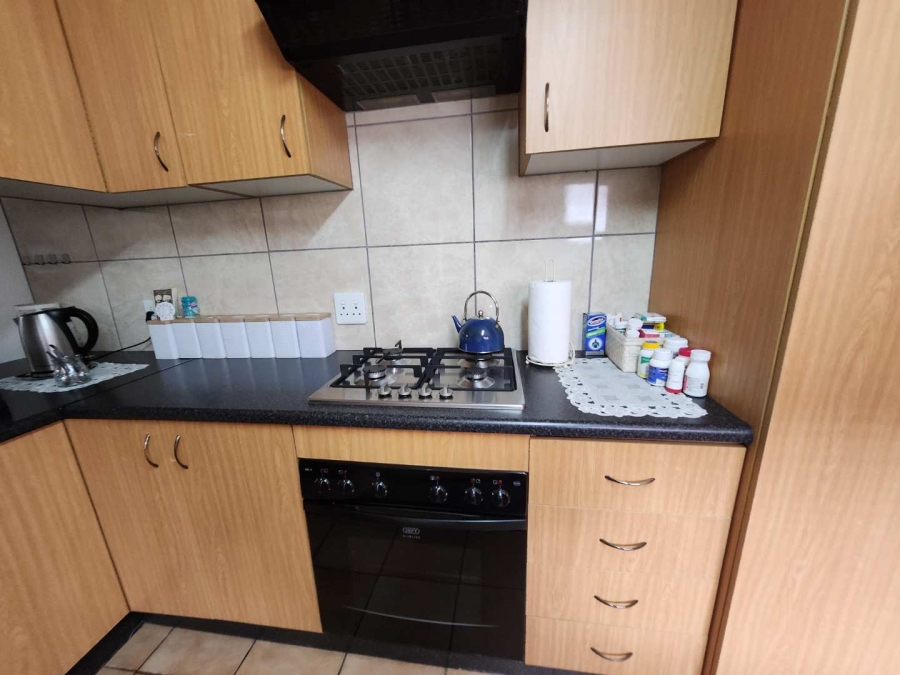 2 Bedroom Property for Sale in Randhart Gauteng